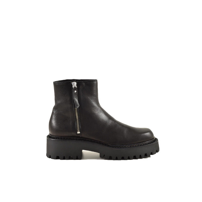 Vic Matie Women Boots